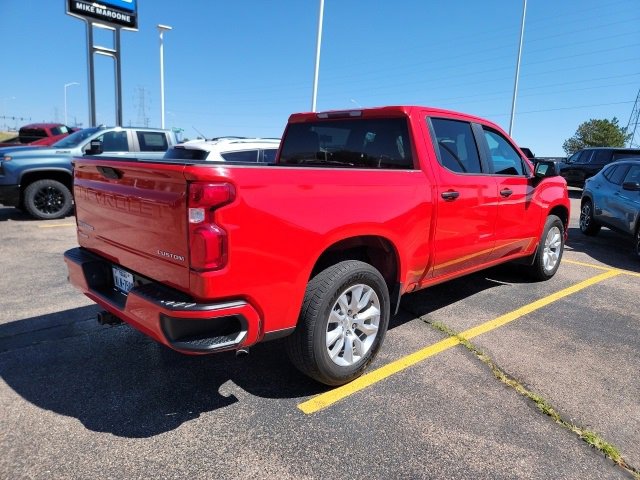 2020 Chevrolet Silverado 1500 Custom photo 3