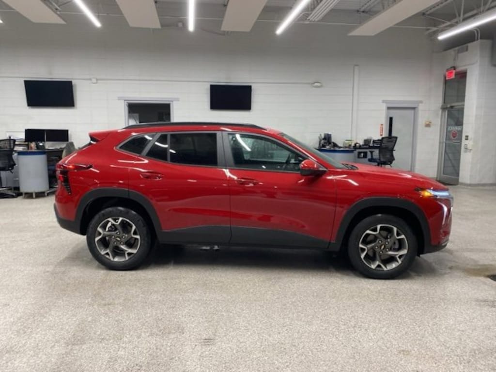 New 2026 Chevrolet Trax LT SUV