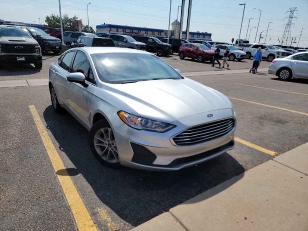 Used 2019 Ford Fusion SE Sedan