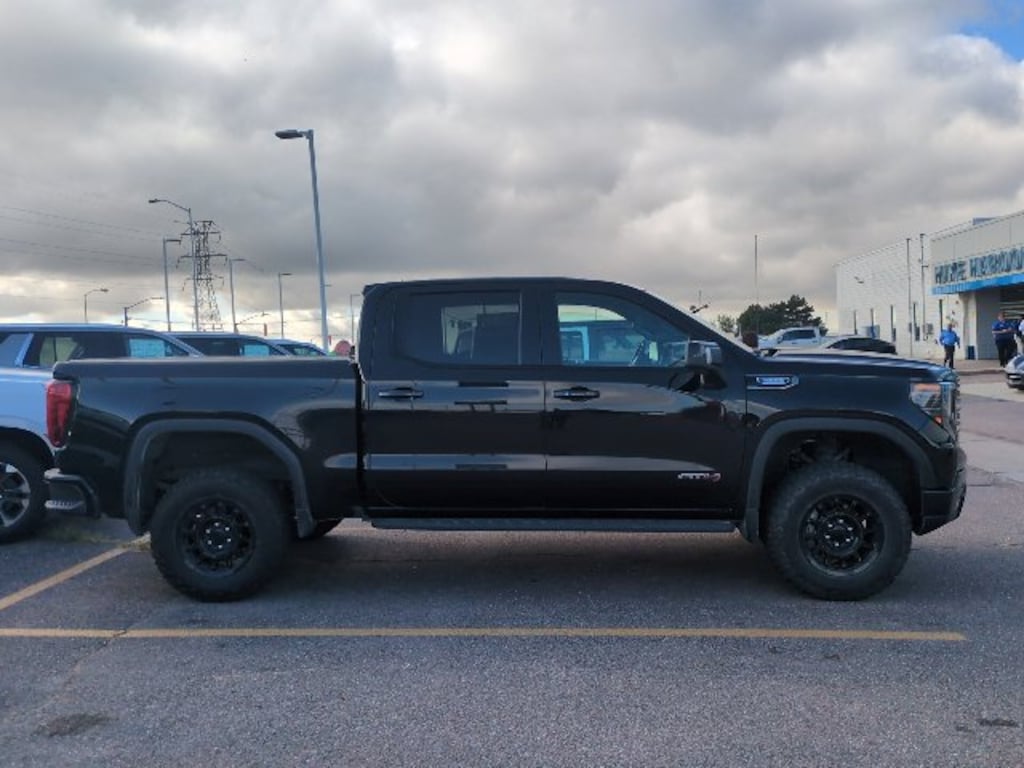 Used 2024 GMC Sierra 1500 AT4 Truck Crew Cab