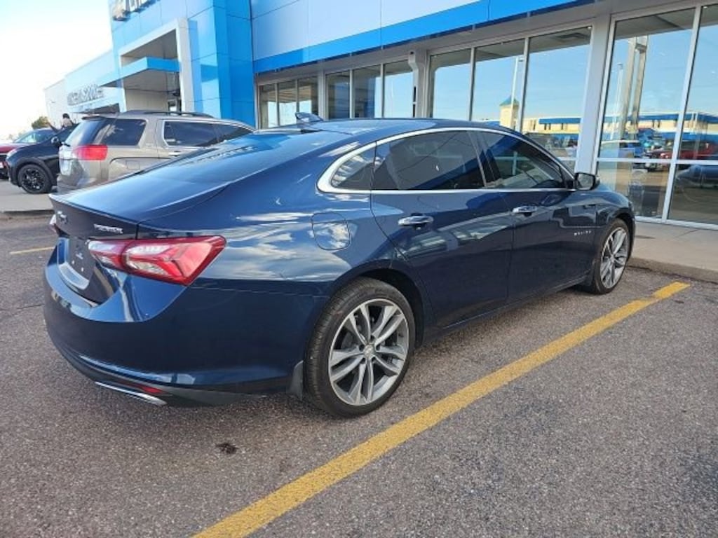 Used 2021 Chevrolet Malibu Premier Sedan