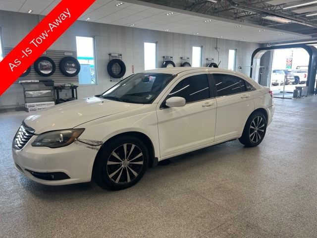 2013 Chrysler 200