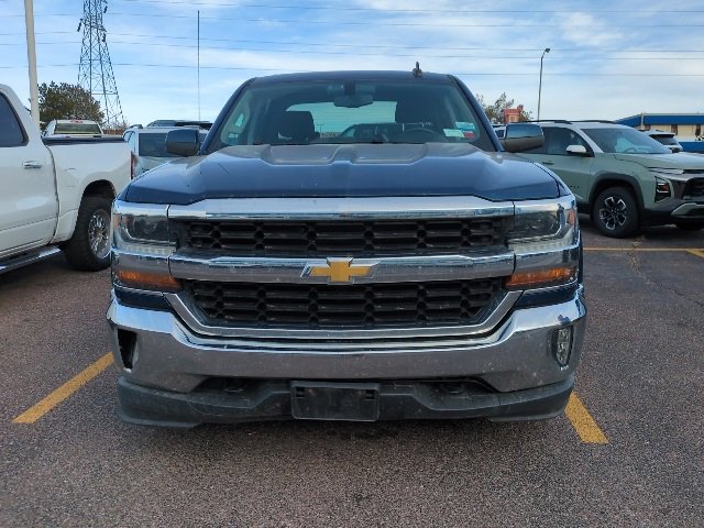 2017 Chevrolet Silverado 1500 photo 2