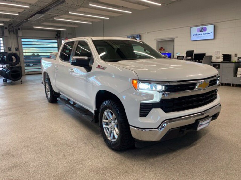 Used 2023 Chevrolet Silverado 1500 LT w/1LT Truck Crew Cab
