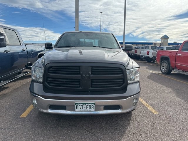 2016 Ram 1500 SLT photo 2