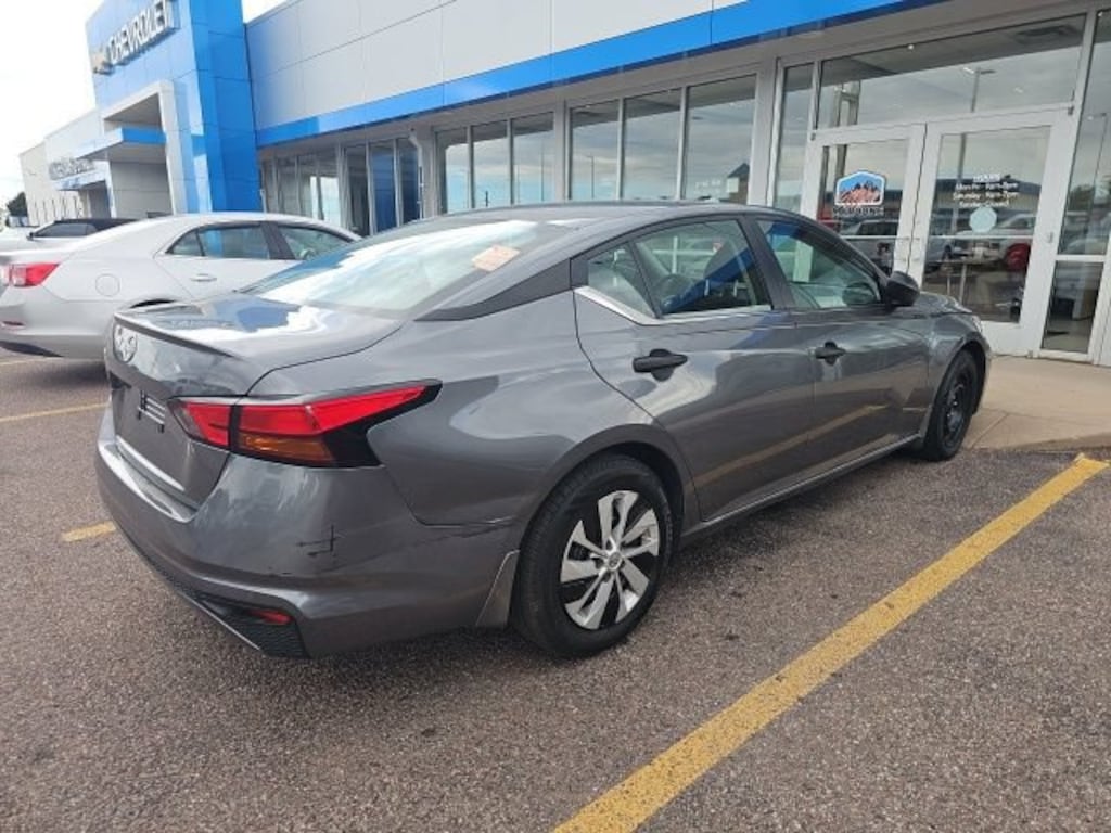 Used 2024 Nissan Altima 2.5 S Sedan