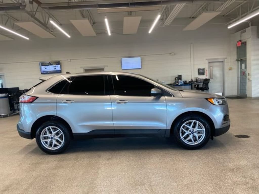 Used 2022 Ford Edge SUV