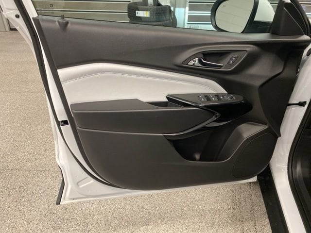 2026 Chevrolet Trax LT - Photo 25