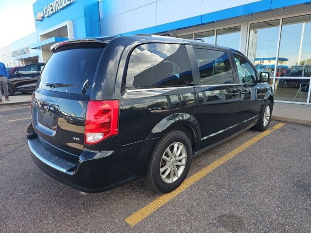 Used 2020 Dodge Grand Caravan SXT Van Passenger Van