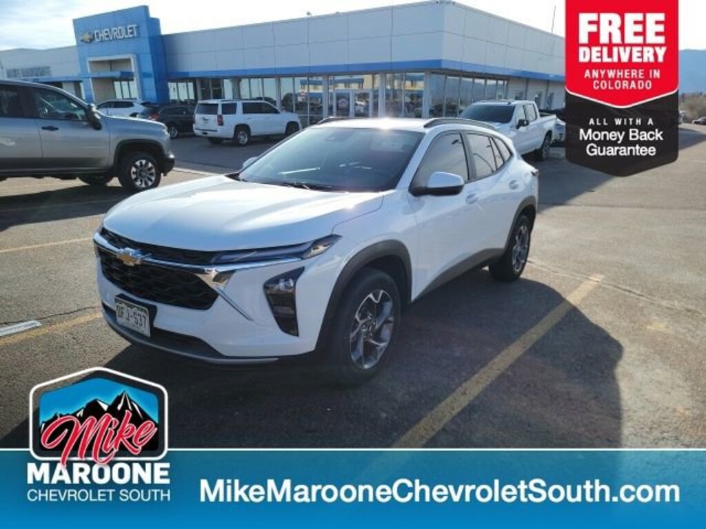 Used 2025 Chevrolet Trax LT SUV