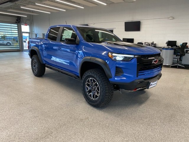 2026 Chevrolet Colorado ZR2 photo 3