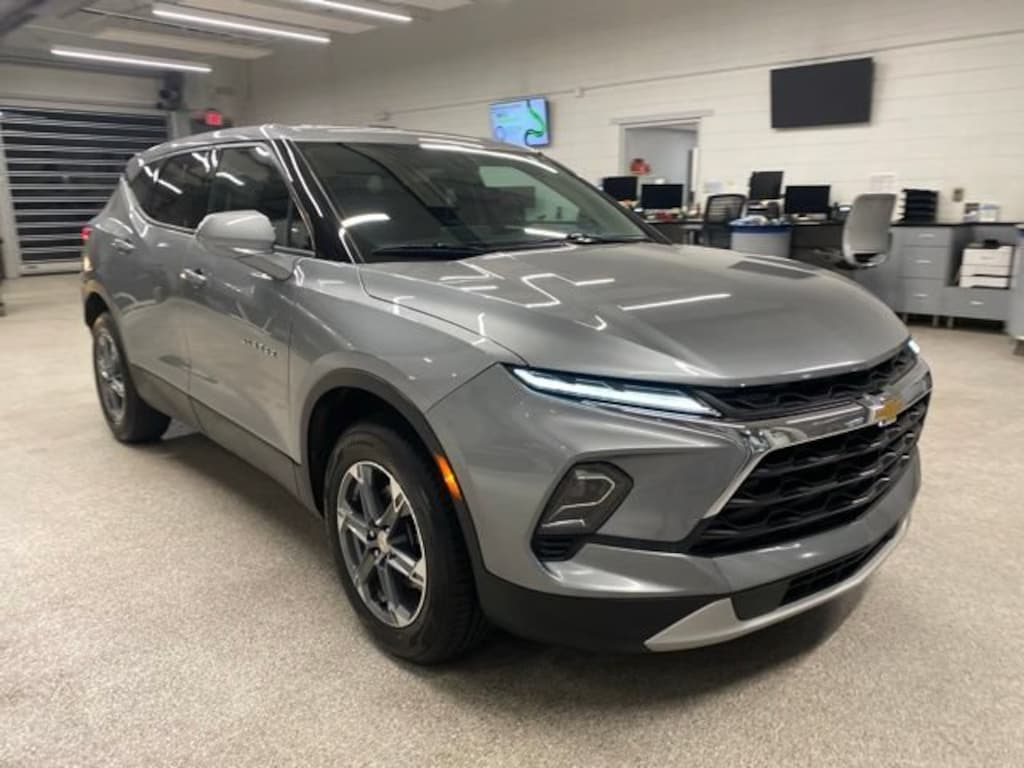 Used 2025 Chevrolet Blazer 2LT SUV