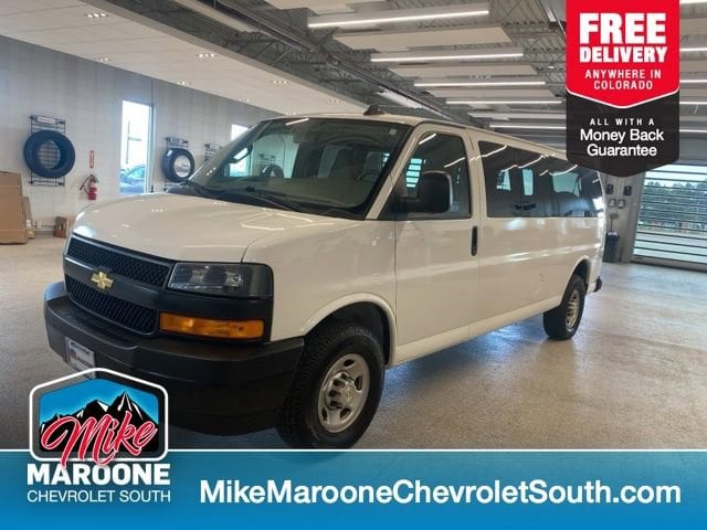 2023 Chevrolet Express 3500 LS Extended's photo