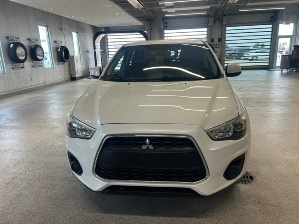 Used 2014 Mitsubishi Outlander Sport ES SUV