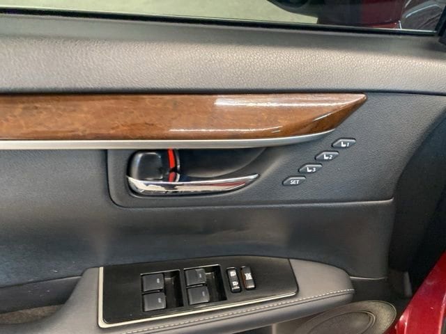 2018 Lexus ES 350 - Photo 28