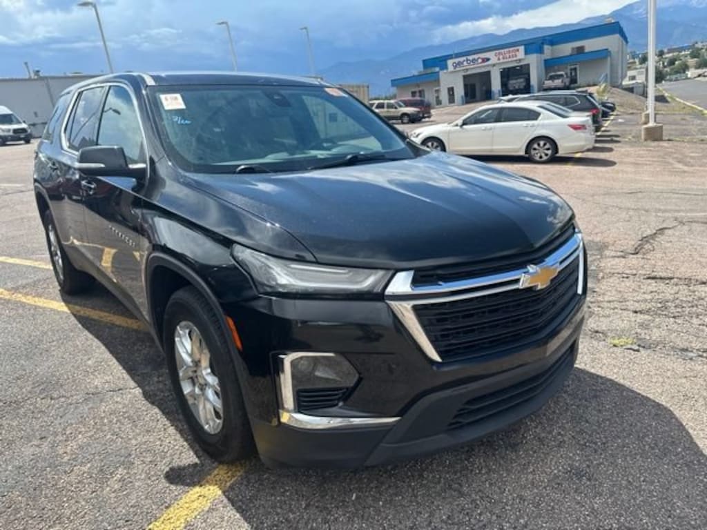 Used 2023 Chevrolet Traverse LS w/1FL SUV