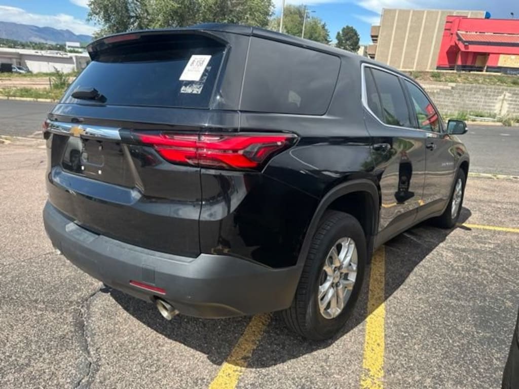 Used 2023 Chevrolet Traverse LS w/1FL SUV