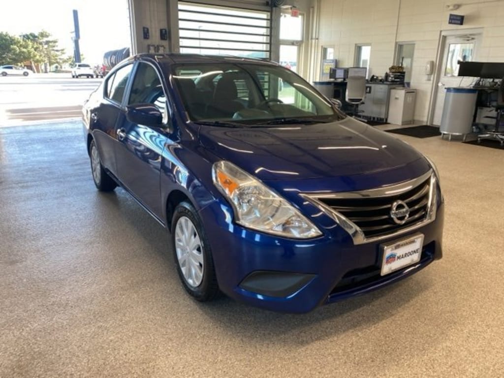 Used 2019 Nissan Versa 1.6 SV Sedan