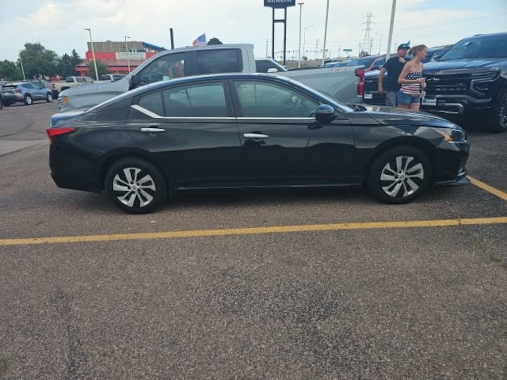 Used 2023 Nissan Altima 2.5 S Sedan