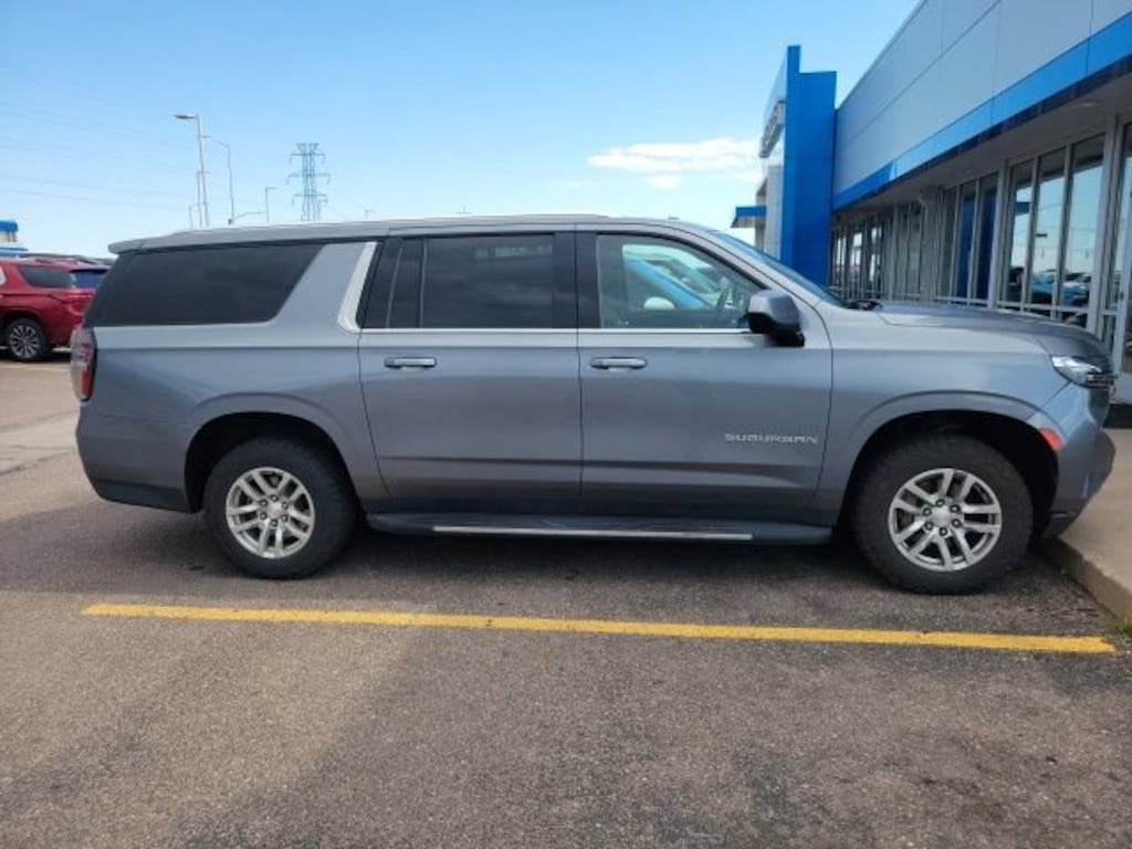 Used 2022 Chevrolet Suburban LT SUV