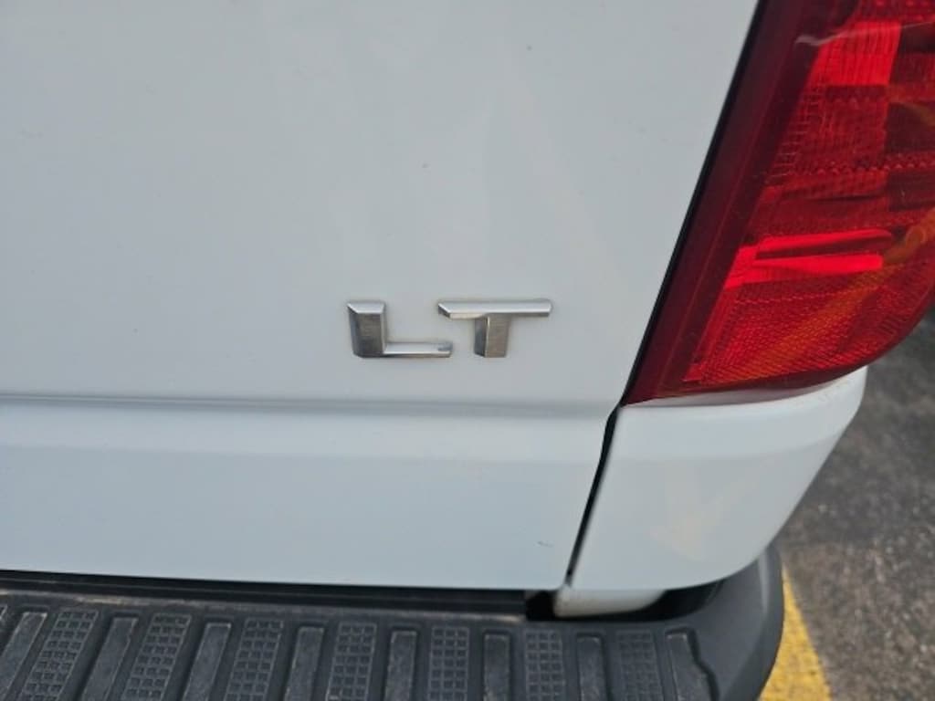 Used 2023 Chevrolet Silverado 1500 LT w/1LT Truck Crew Cab