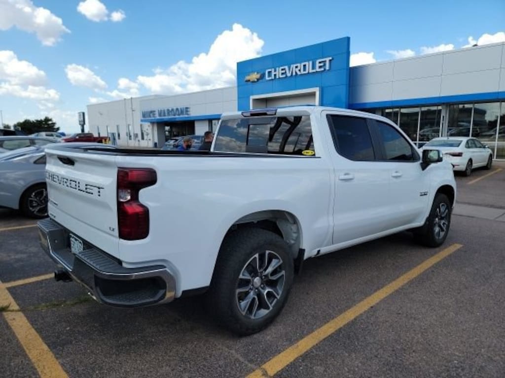 Used 2022 Chevrolet Silverado 1500 LT w/1LT Truck Crew Cab