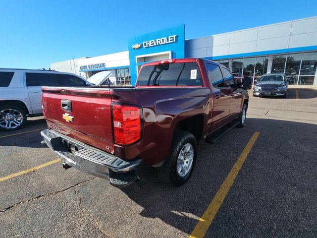 2017 Chevrolet Silverado 1500 photo 3