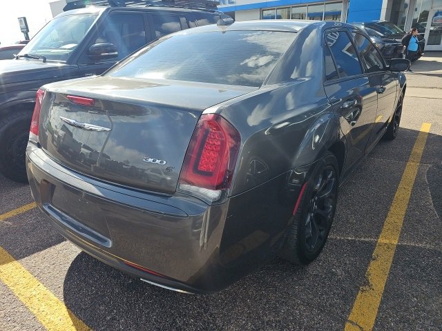 2020 Chrysler 300 S photo 4