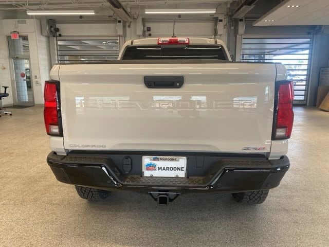 2026 Chevrolet Colorado ZR2 - Photo 6