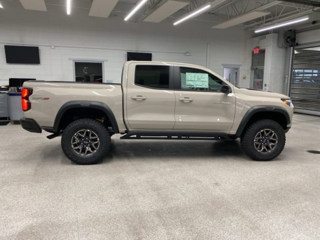 New 2026 Chevrolet Colorado ZR2 Truck