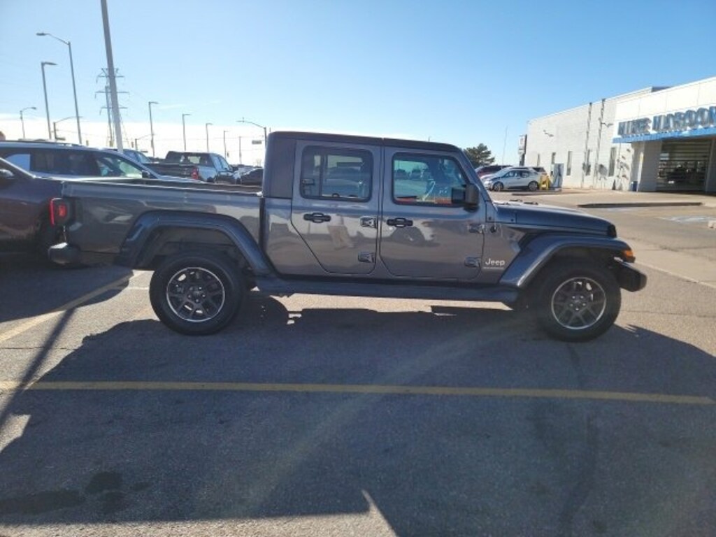 Used 2023 Jeep Gladiator Overland Truck Crew Cab