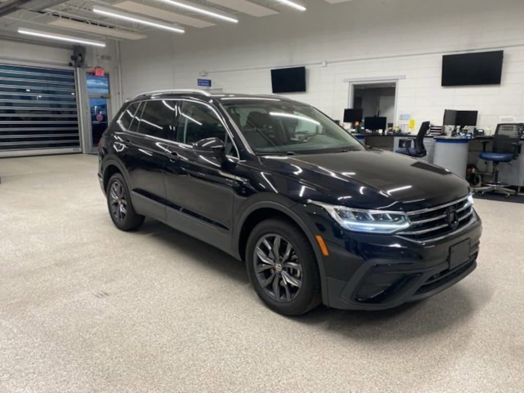 Used 2022 Volkswagen Tiguan 2.0T SE SUV