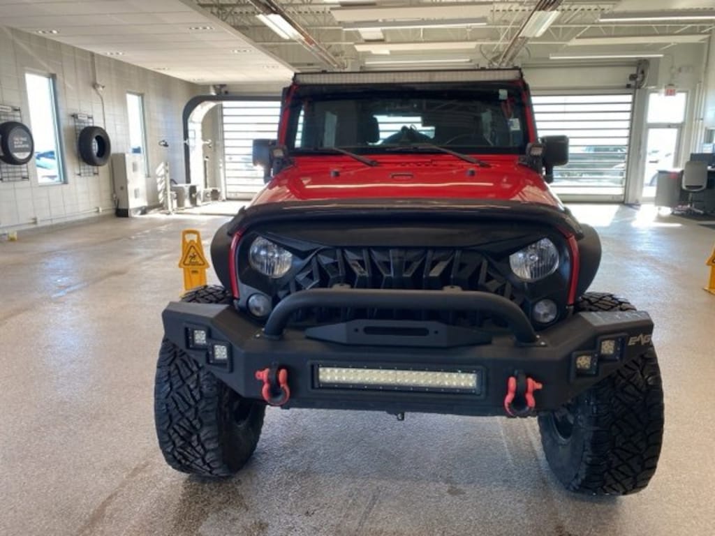 Used 2015 Jeep Wrangler Unlimited Sport 4x4 SUV