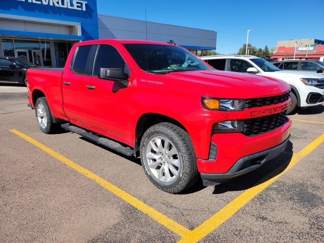 2021 Chevrolet Silverado 1500 Custom photo 3