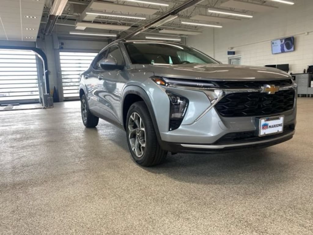 Used 2024 Chevrolet Trax LT SUV