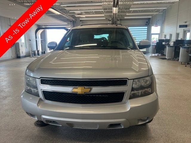 Used 2014 Chevrolet Suburban LT with VIN 1GNSKJE71ER151857 for sale in Colorado Springs, CO