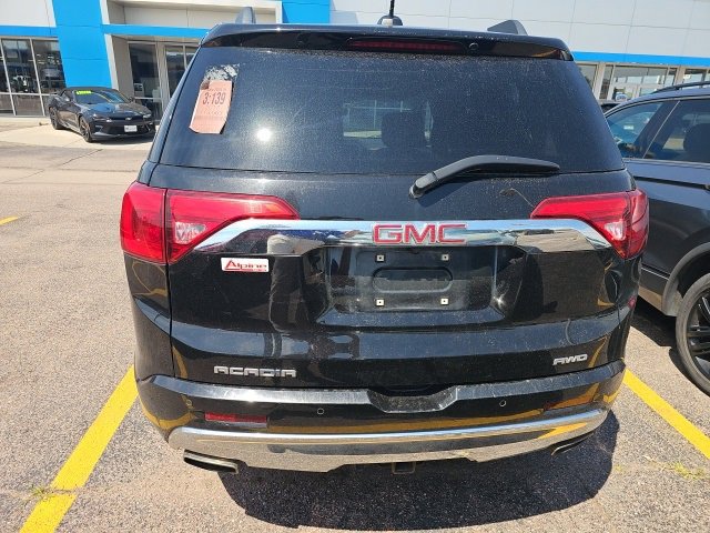 2017 Gmc Acadia Denali photo 4