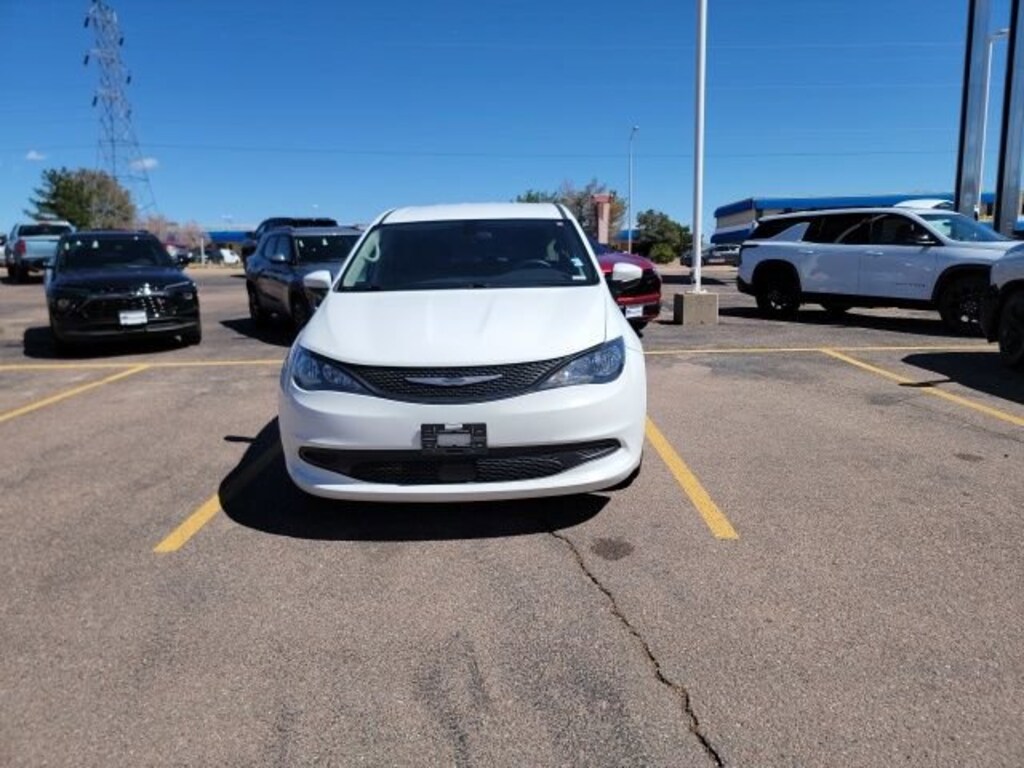 Used 2022 Chrysler Voyager LX Van Passenger Van