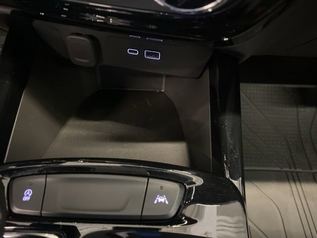 2026 Chevrolet Trax LT - Photo 22