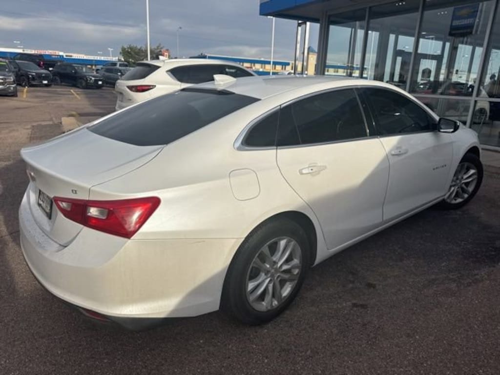 Used 2016 Chevrolet Malibu LT w/1LT Sedan