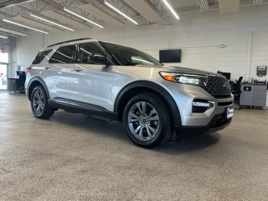 Used 2022 Ford Explorer XLT SUV