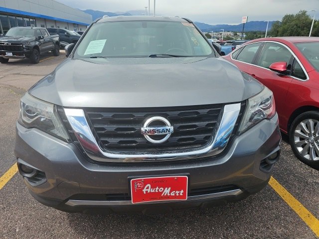 2020 Nissan Pathfinder SV photo 2