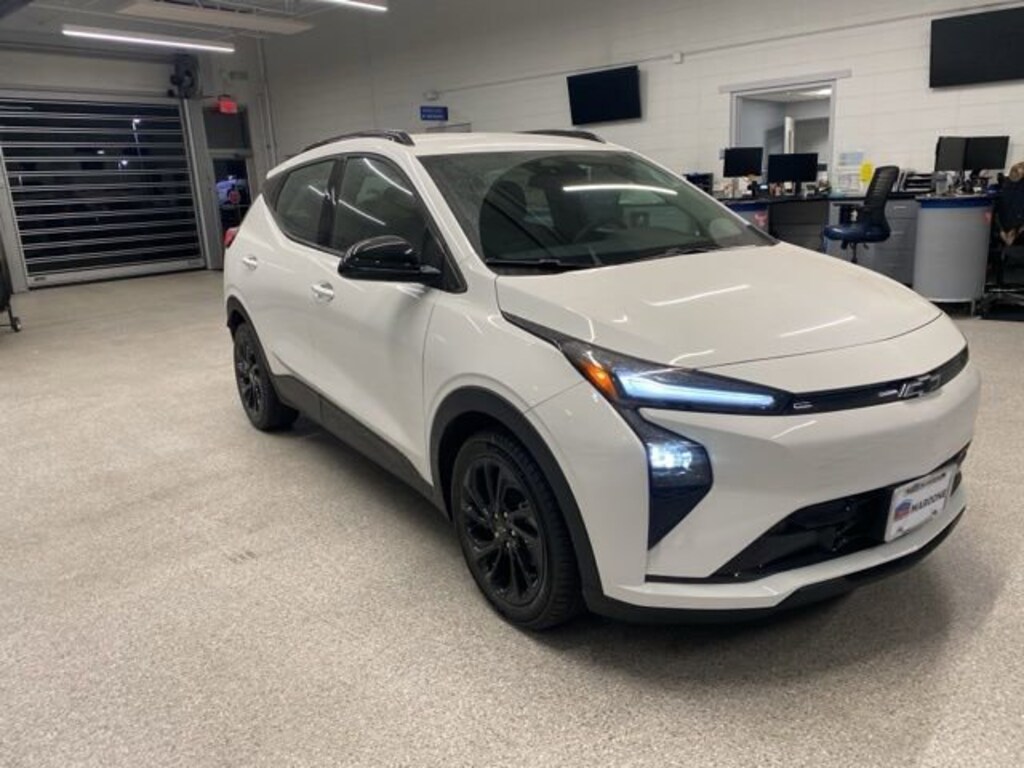 New 2027 Chevrolet Bolt RS SUV