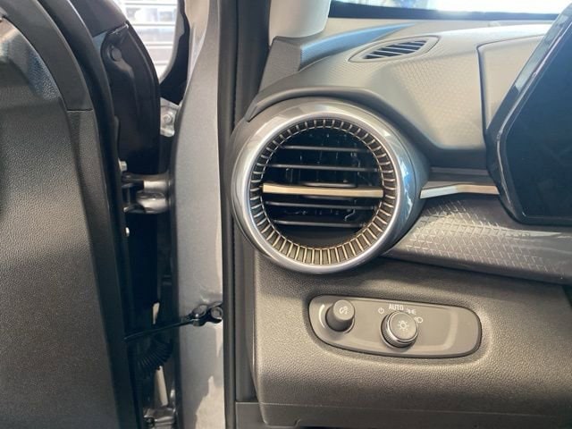 2026 Chevrolet Trax Activ - Photo 11