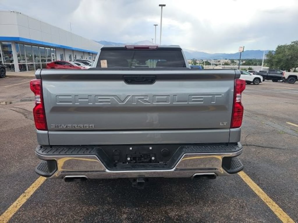 Used 2023 Chevrolet Silverado 1500 LT w/1LT Truck Crew Cab