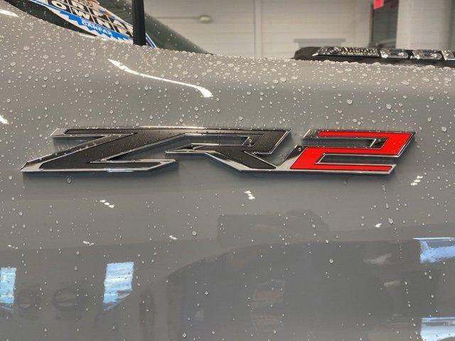 2025 Chevrolet Silverado 2500HD ZR2 photo 2