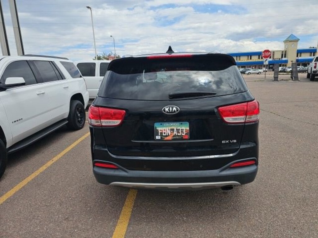 Used 2016 Kia Sorento 3.3L EX AWD SUV