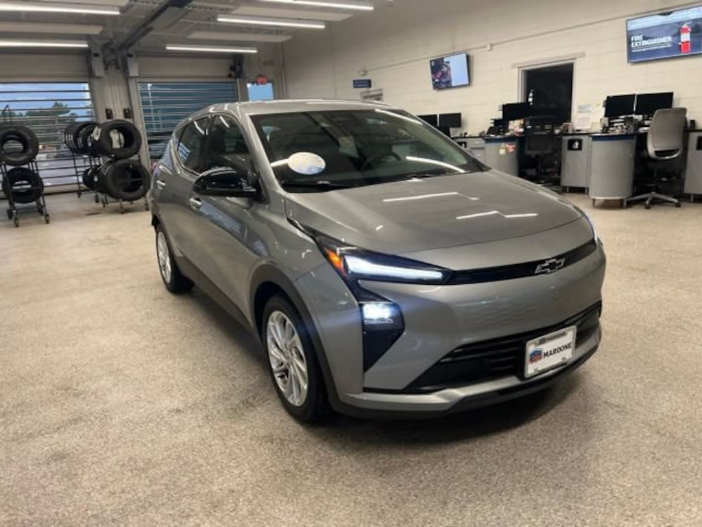 New 2027 Chevrolet Bolt LT SUV