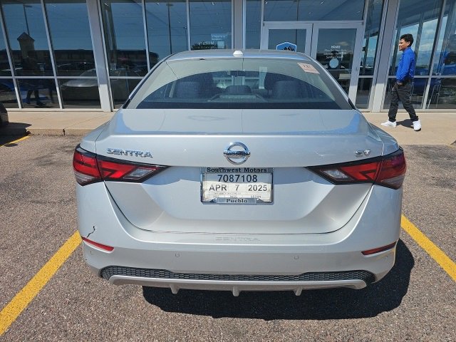 2022 Nissan Sentra SV photo 3