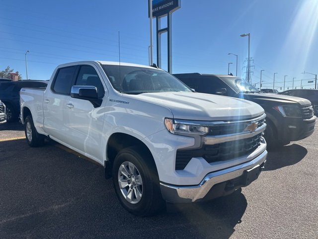 2022 Chevrolet Silverado 1500 photo 3